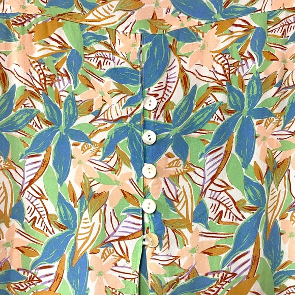 NWT Liza Byrd Mason Green Blue Brown Floral 3/4 Sleeve Button Down Blouse Sz S - Picture 6 of 7